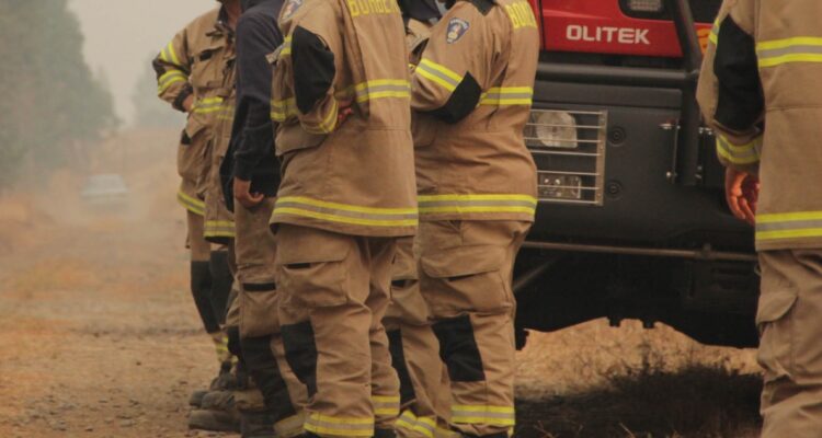 Fiscalía abre investigación por comunidad mapuche que amenazó y robó agua a bomberos en Ercilla