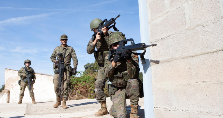 Fuerzas iraquíes abaten a 17 miembros del Estado Islámico