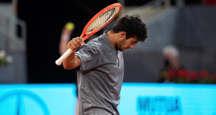Christian Garín cae en Brasil y es eliminado del Open de Río.