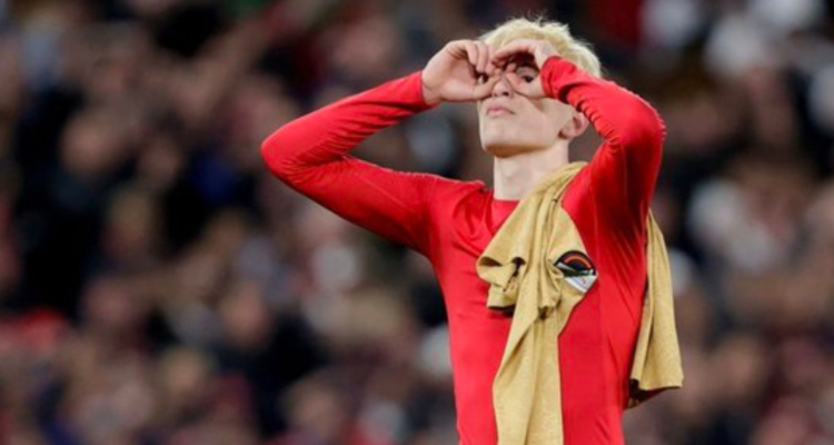 Alejandro Garnacho arma polémica tras vencer al Barcelona.