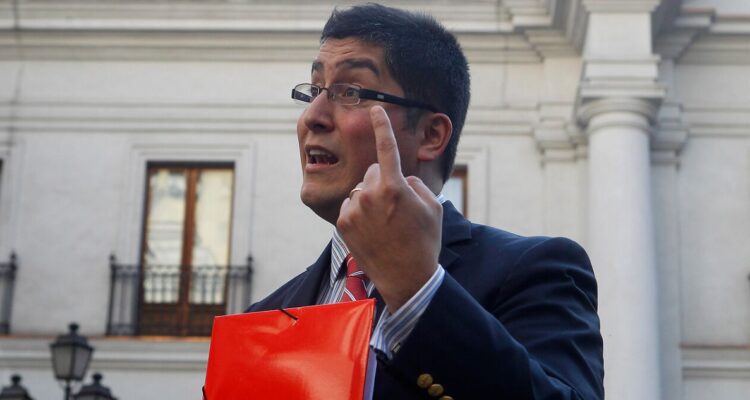 Gino Lorenzini desde Hawái tras cierre de FyF: “Mi creatividad la haré explotar a nivel de Elon Musk”