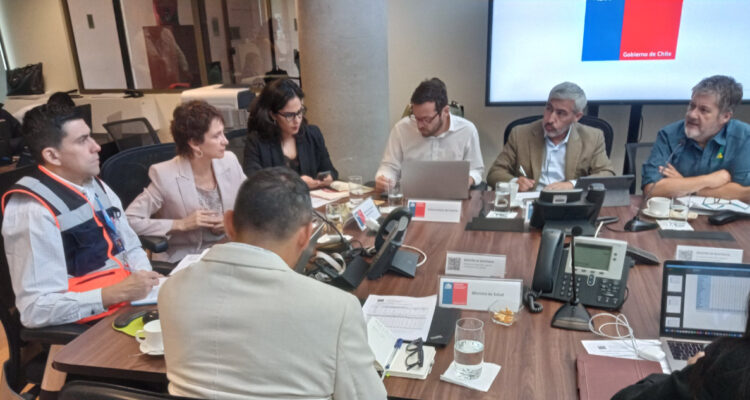 Interior en Senapred por incendios