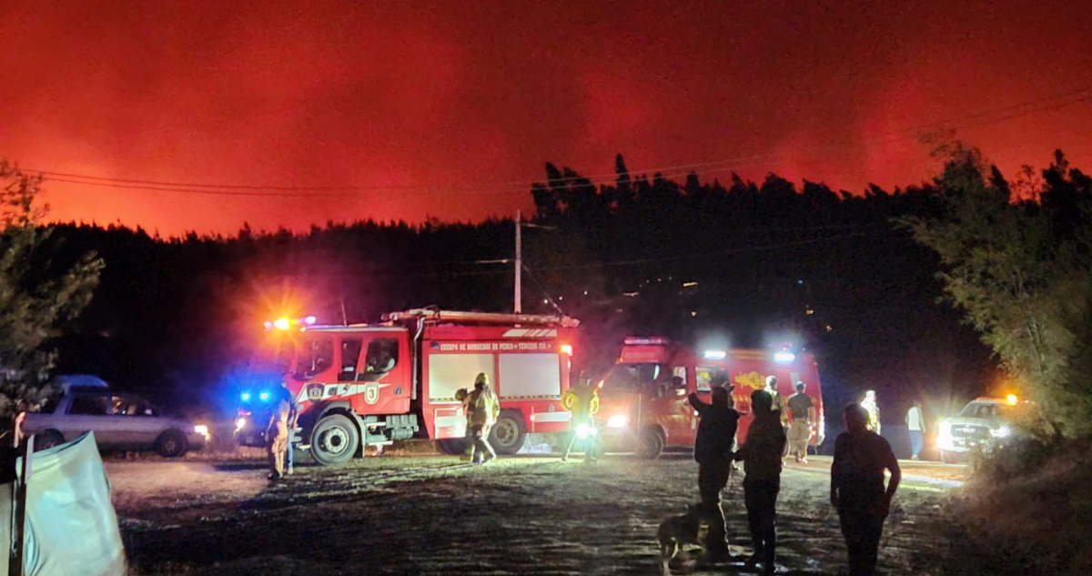 Incendios en Ñuble y Bío Bío suman más de 7.000 hectáreas consumidas y una región en Alerta Roja