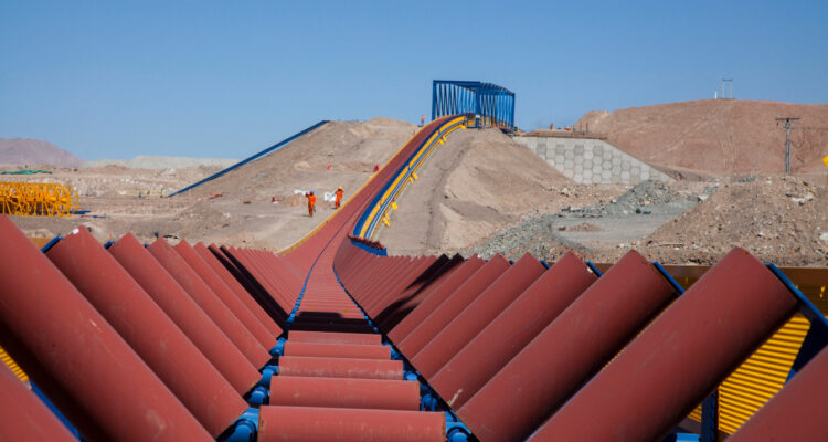 La producción industrial en Chile vuelve a anotar un crecimiento tras 7 meses consecutivos de caídas