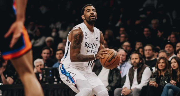 Kyrie Irving parte rumbo a los Dallas Mavericks.