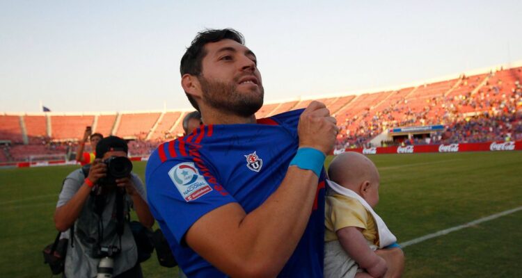 Pepe Rojas anunció su retiro del fútbol profesional a los 39 años