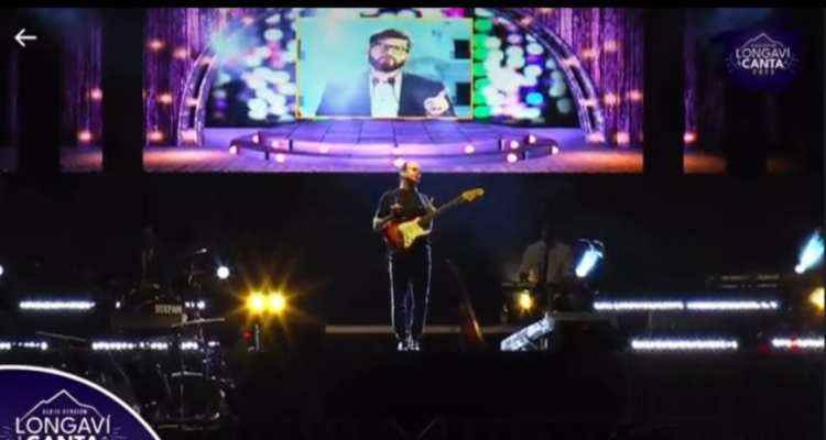 Kramer imita a Boric