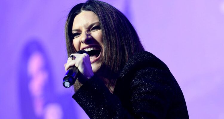 Laura Pausini cantará en 3 países y 2 continentes en un día: “Así comenzó mi carrera”
