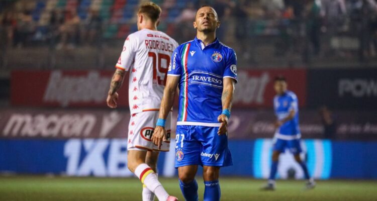 Marcelo Díaz destrozó sin filtros el trabajo de Reinaldo Rueda en la Selección.