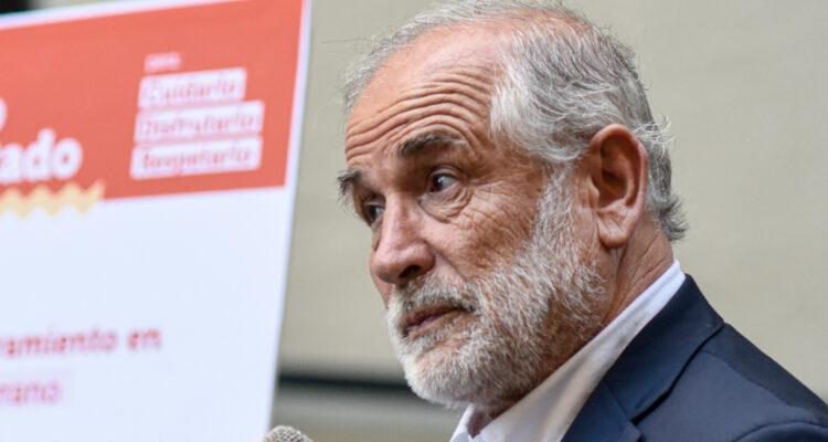 Ministro Carlos Montes