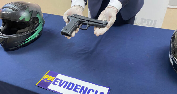 PDI frustró robo de “motochorros” que intentaron quitarle más de $3 millones a adulto mayor en Maipú