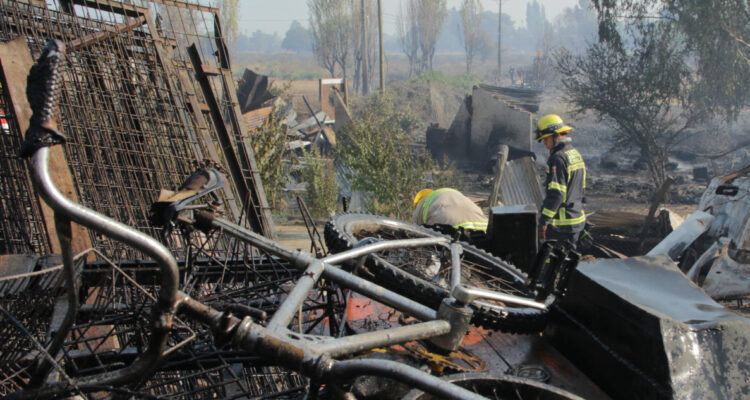 Confirman muerte de joven de 21 años en Ñuble: Fue atropellada tras correr al sufrir quemaduras