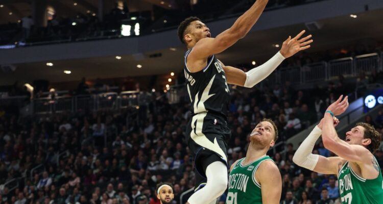 Bucks superaron en un partidazo a los Celtics en la NBA.
