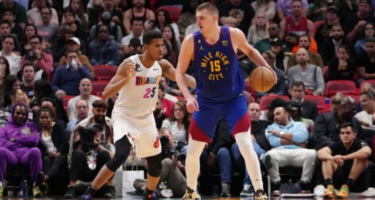 Los Nuggets de Nikola Jokic siguen líderes en el Oeste de la NBA.