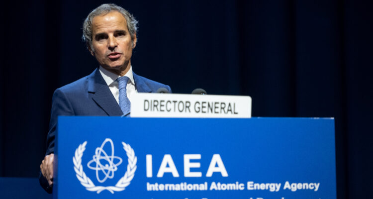 OIEA advierte fuerte aumento de partículas de uranio enriquecido en Irán: hasta un 87,3%