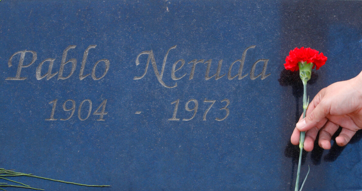 Aplazan nuevamente presentación de informe clave para esclarecer muerte de Pablo Neruda