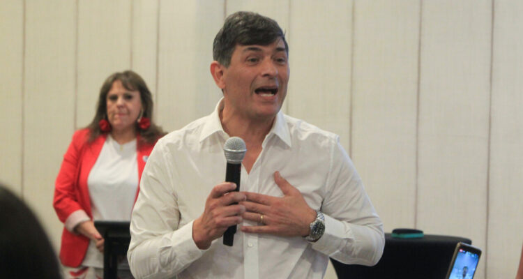 Parisi pide a candidatos del PDG “hacer videos”: “No tenemos plata como los zánganos de Gobierno”