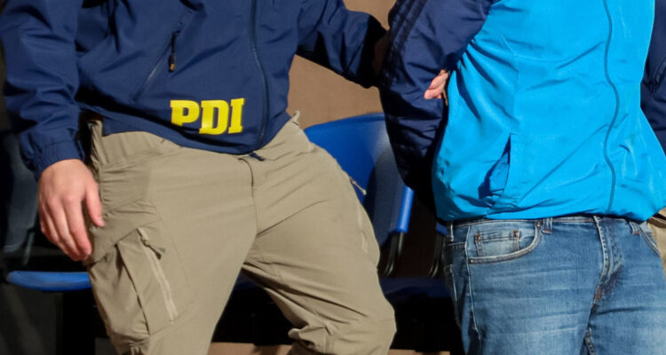 Robo de cigarrillos en Macul