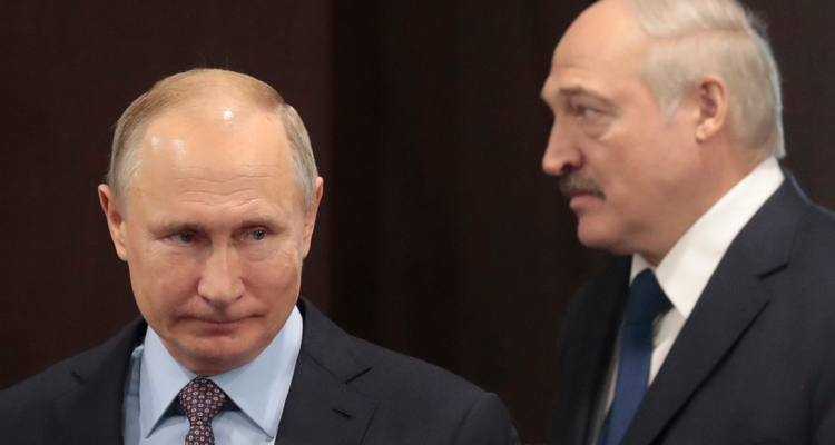El presidente de Rusia, Vladimir Putin, y su par de Bielorrusia, Alexander Lukashenko.