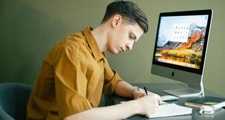 Búsqueda de primer empleo