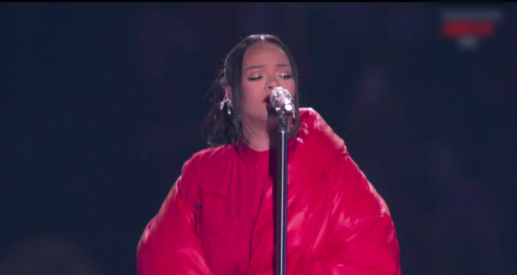 Rihanna Superbowl