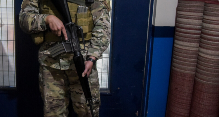 Robo a la Armada en Cochamó