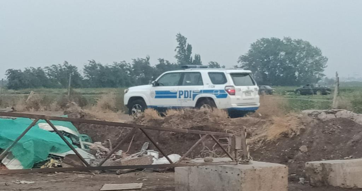 Vehículo de la PDI en Rinconada de Maipú