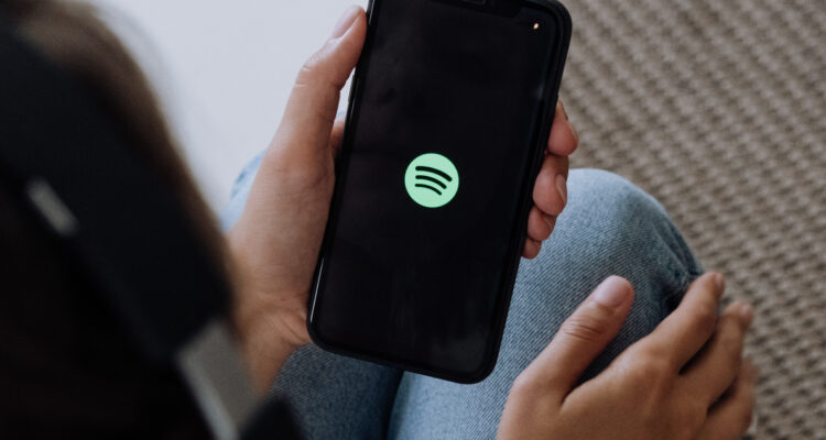 Spotify lanzará DJ con AI