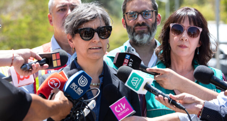 Ministra de Salud y vacunación bivalente