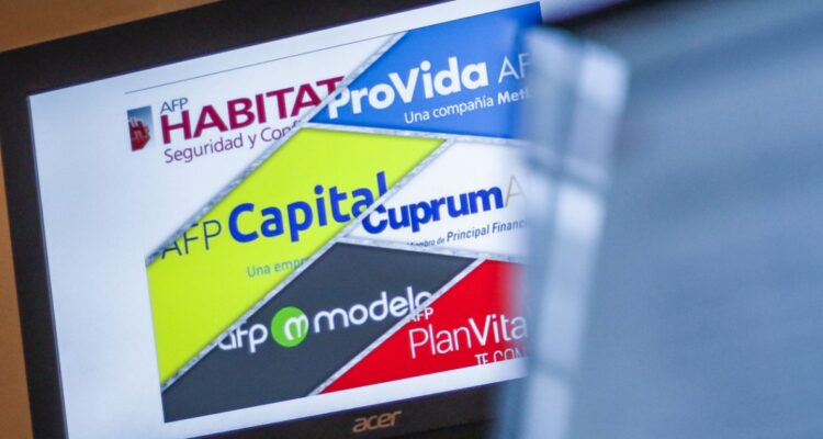 Los multifondos de pensiones se fueron a rojo en febrero y el Fondo E fue el más golpeado