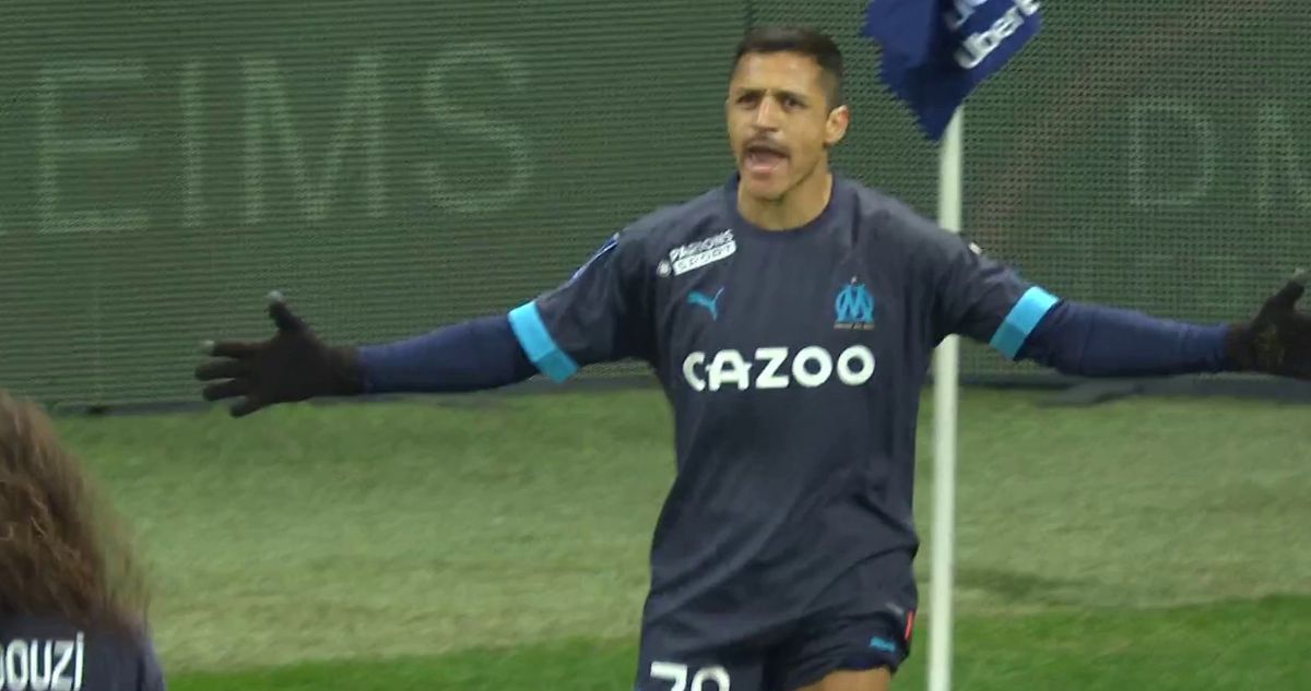 Alexis Sánchez y su segundo gol al Reims en duelo de Ligue 1