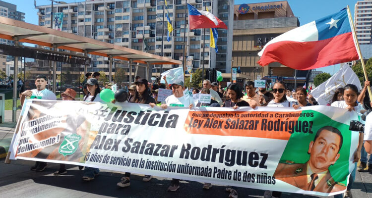 Esposa de carabinero muerto en Concepción: “Ningún apoyo, el presidente no me ha dirigido la palabra”