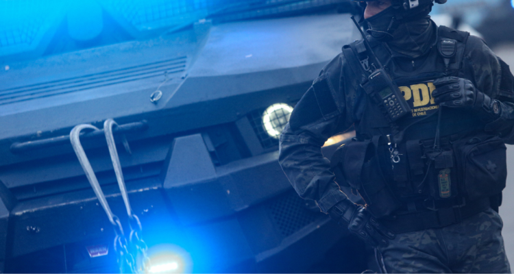 Tres detenidos y armas incautadas deja allanamiento en Cañete: serían integrantes de grupo radical