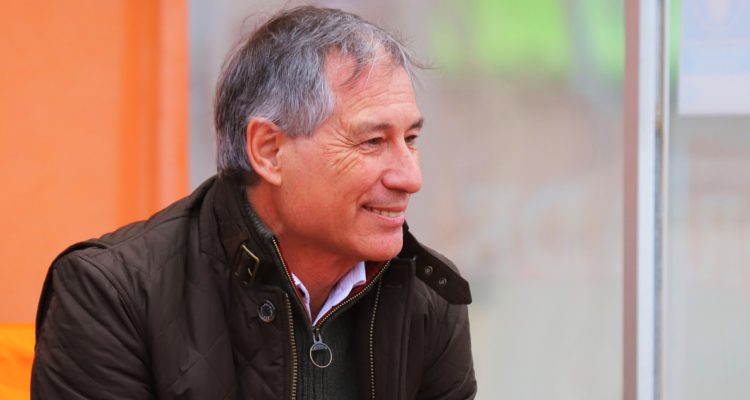 Ariel Holan le cierra la puerta a un grande se Sudamérica.