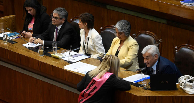 Se cae el autopréstamo: Cámara rechaza por amplia mayoría idea de legislar proyecto impulsado por PDG