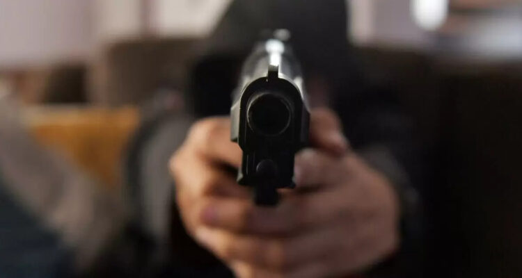 Hombre es baleado en Valparaíso