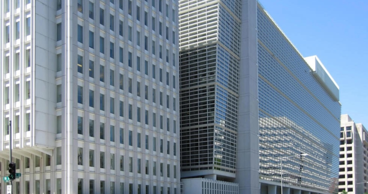 Banco Mundial advierte que la economía mundial perdió una década de crecimiento