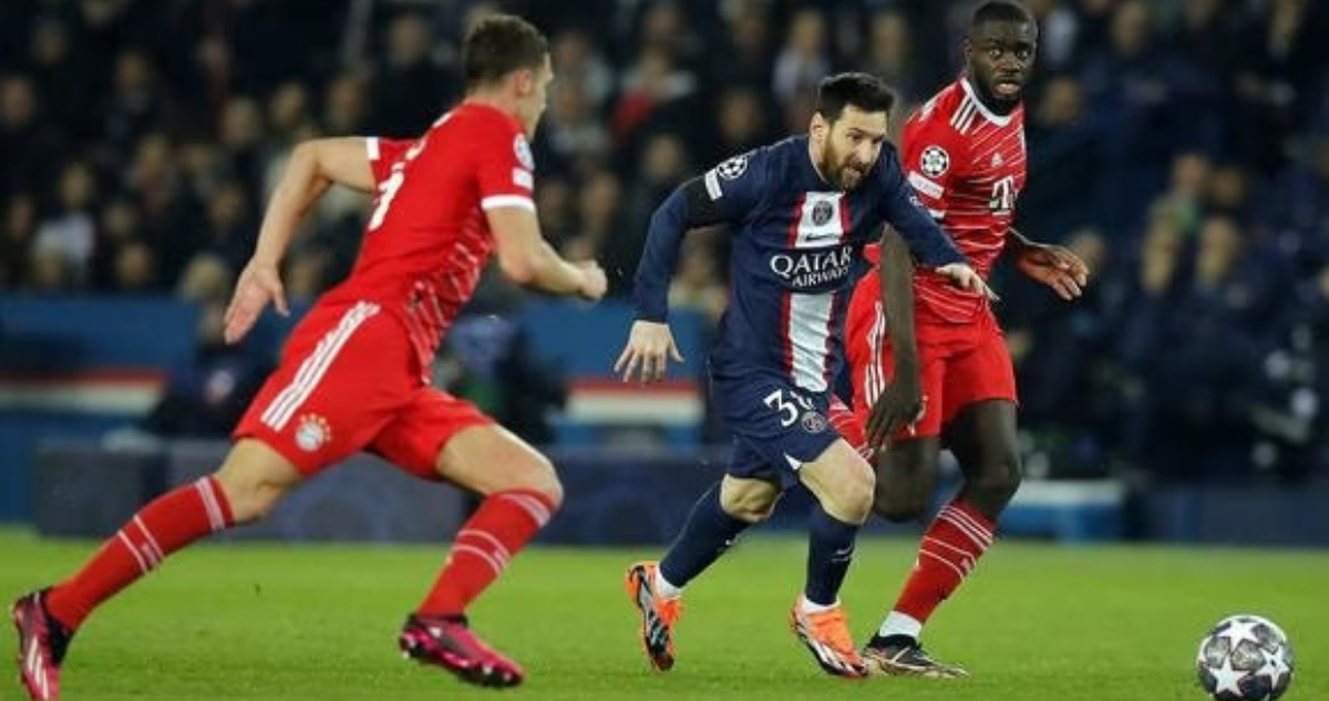 Bayern Munich recibe al PSG por los octavos de final de Champions League.