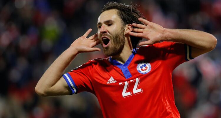 Revelan en España que Ben Brereton acordó y firmó con el Villarreal hasta junio de 2027