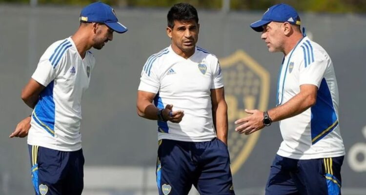 Hugo Ibarra fue despedido como técnico de Boca Juniors.