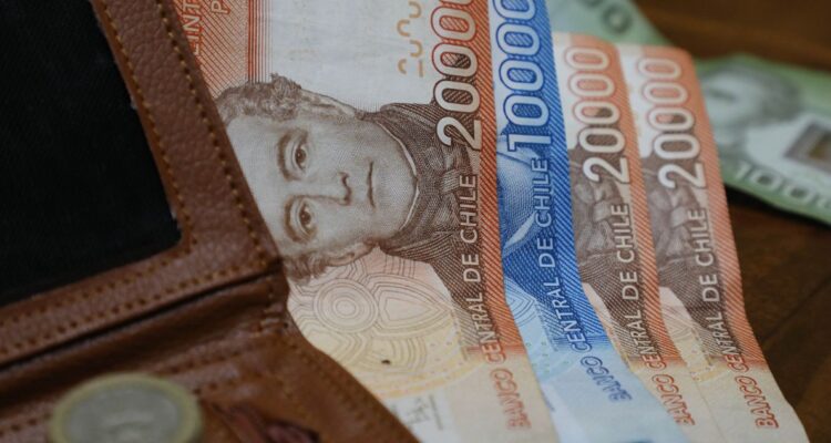 Quiénes reciben el Aporte Familiar Permanente o ex Bono Marzo, cuál es su monto y cuándo se paga