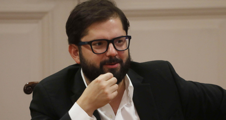 Boric acortará su gira por Tarapacá