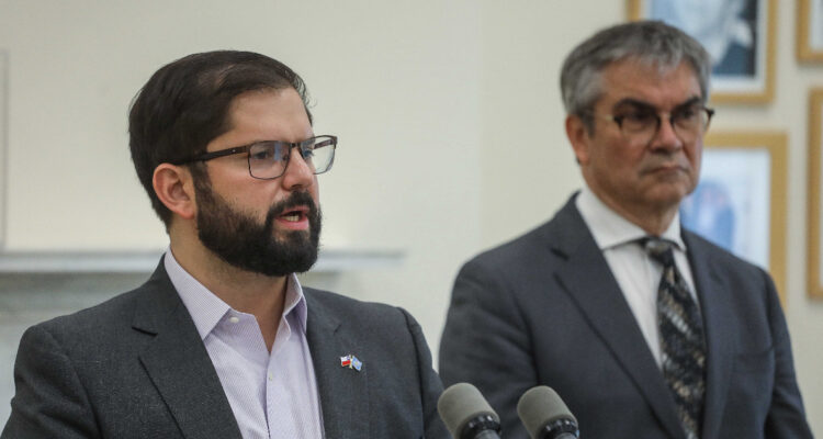 Gobierno persistirá con una reforma tributaria: se detalla con quiénes dialogará para encontrar ajuste