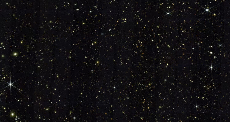 James Webb captó 25.000 galaxias