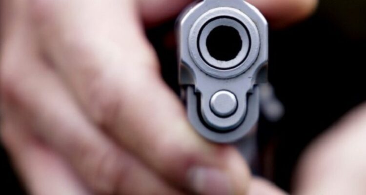 Carabineros investiga discusión que dejó dos baleados en Talagante