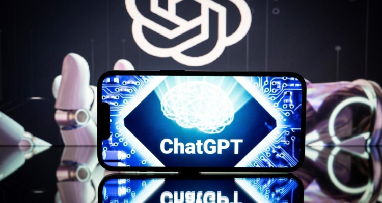 Los 20 empleos que GPT-4 dice poder y no poder reemplazar con su inteligencia artificial