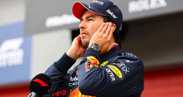 Prensa neerlandesa le hace la guerra a ‘Checo’ Pérez: “Si sigue chillando será reemplazado por Norris”