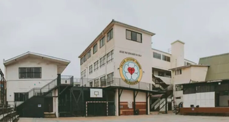 Colegio Luterano Concordia Valparaíso cancela clases por narco funeral