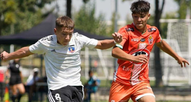 Colo Colo y Cobresal sufren en el norte del país.