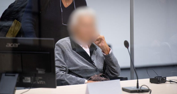 Condenas por crímenes nazi a ancianos de 90 años ¿acto de justicia o castigo tardío